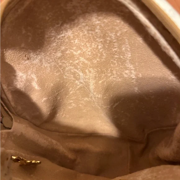 Authentic Vintage Gucci GG Supreme Crossbody Bag - Picture 9 of 9